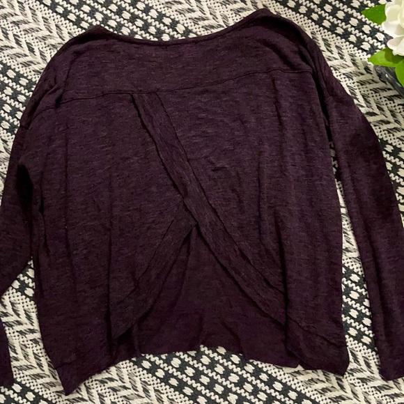 Open Back Sweater - Picture 3 of 6